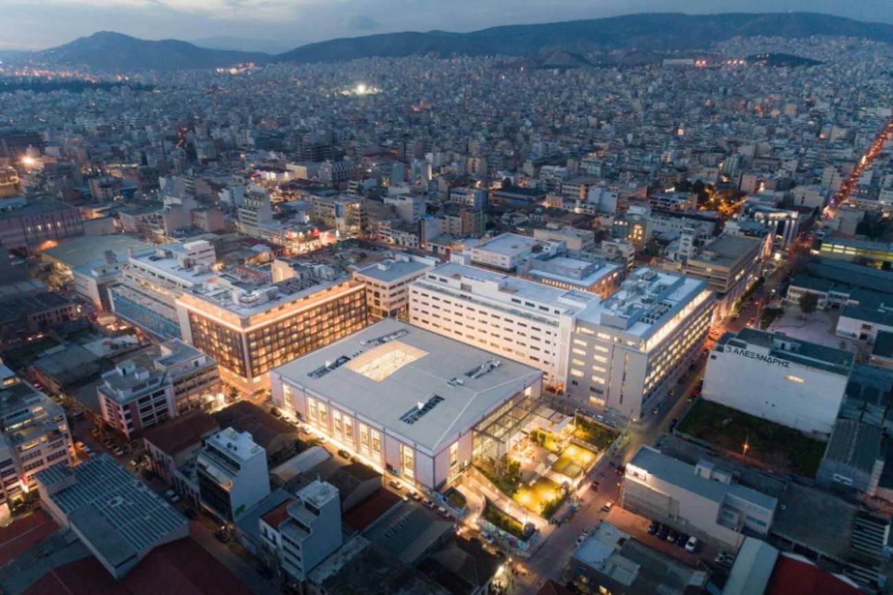 Porta Plaza Πειραιάς